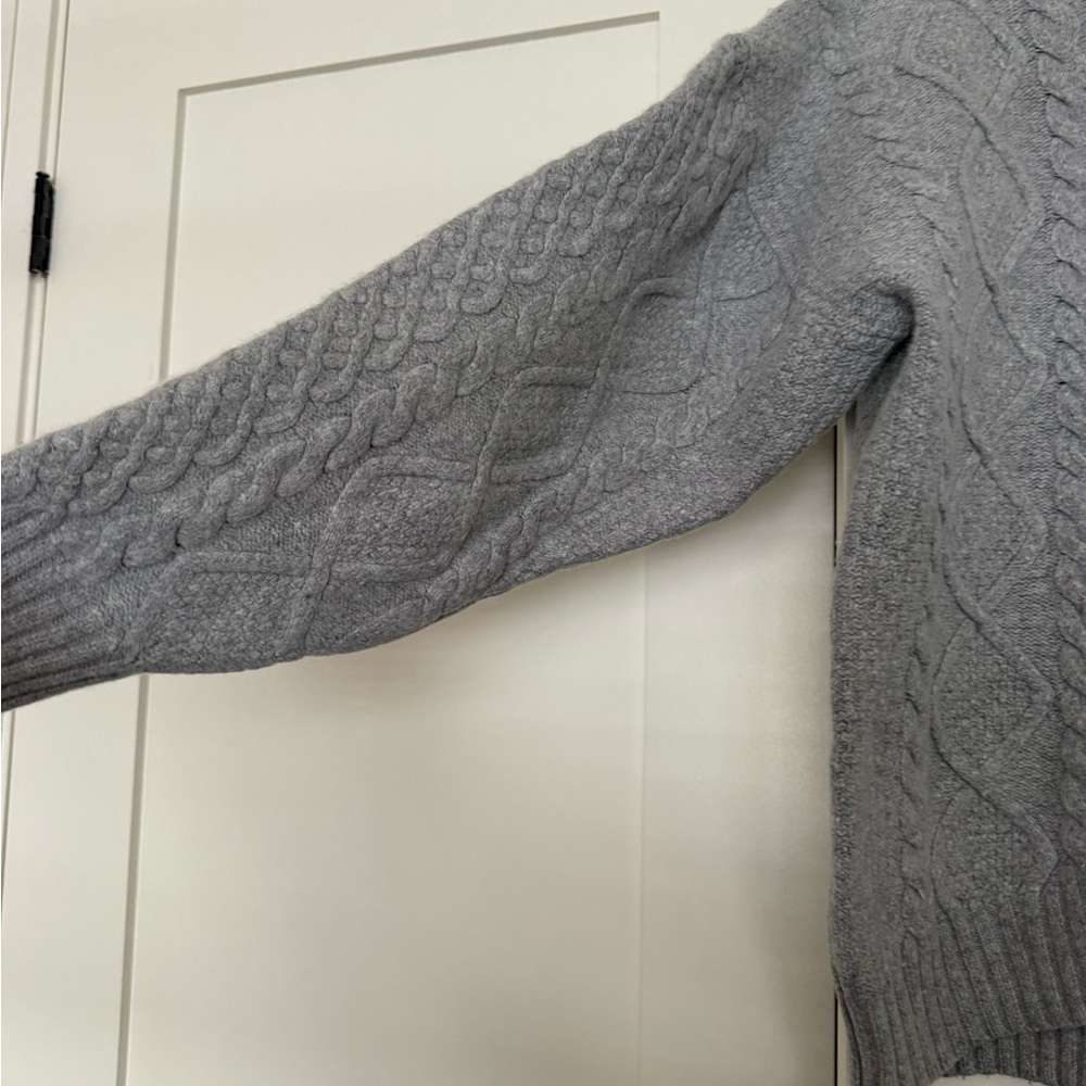 Aritzia Sunday Best Light Gray Preppy Oversized Crewneck Sweater - Size S-L - Picture 4 of 12